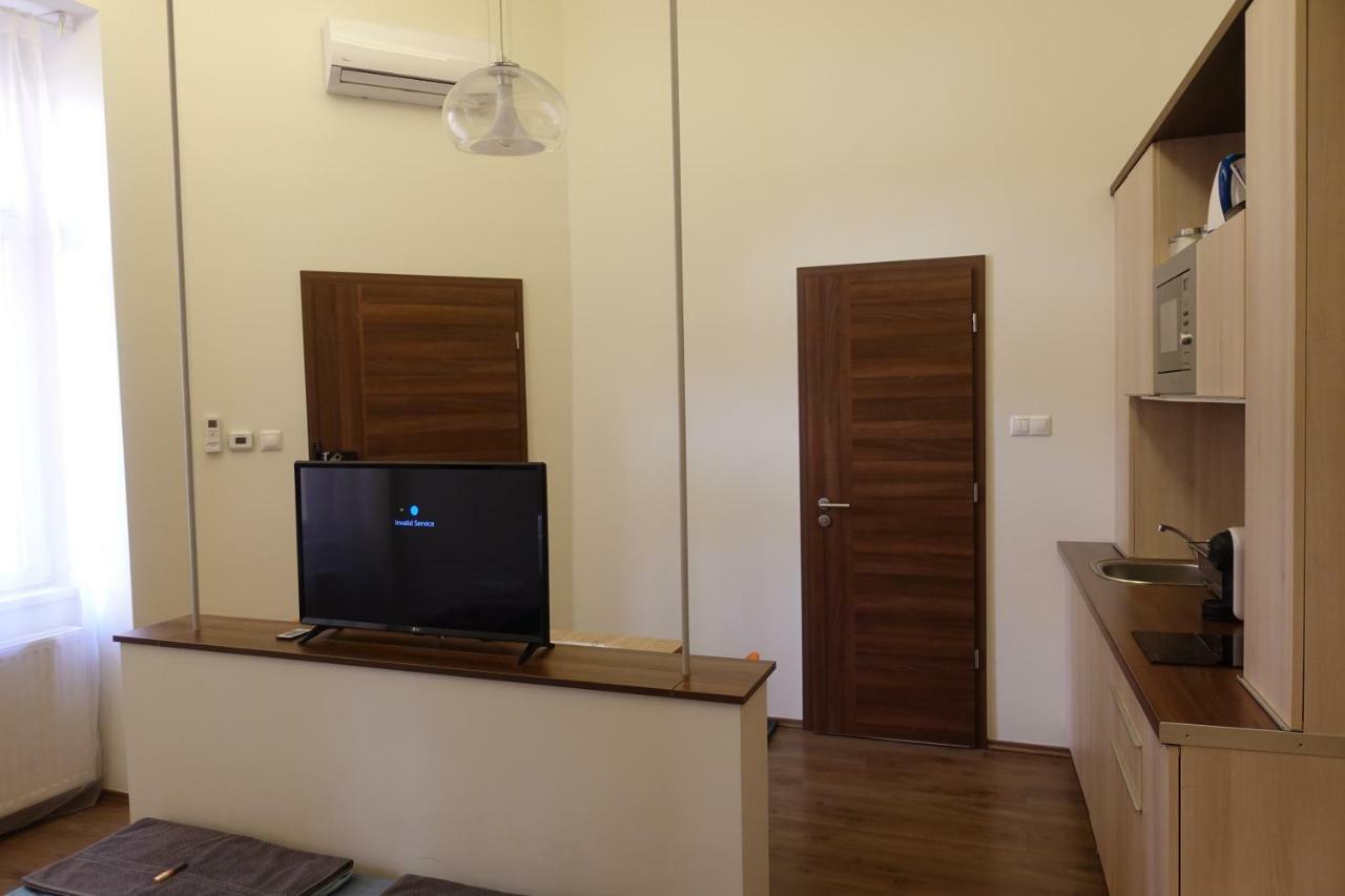 Frank & Fang Apartments Mk7 Budapest Exterior photo