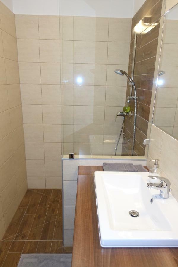 Frank & Fang Apartments Mk7 Budapest Exterior photo